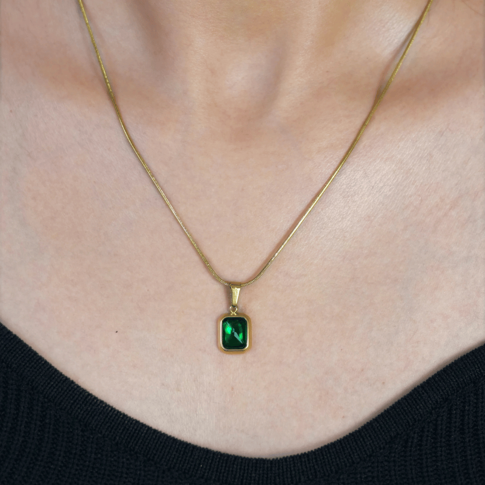 Emerald Luxe Pendant