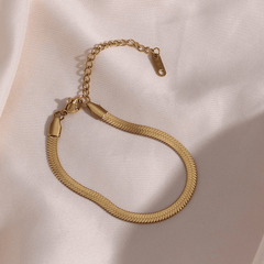Golden Sleek Bracelet