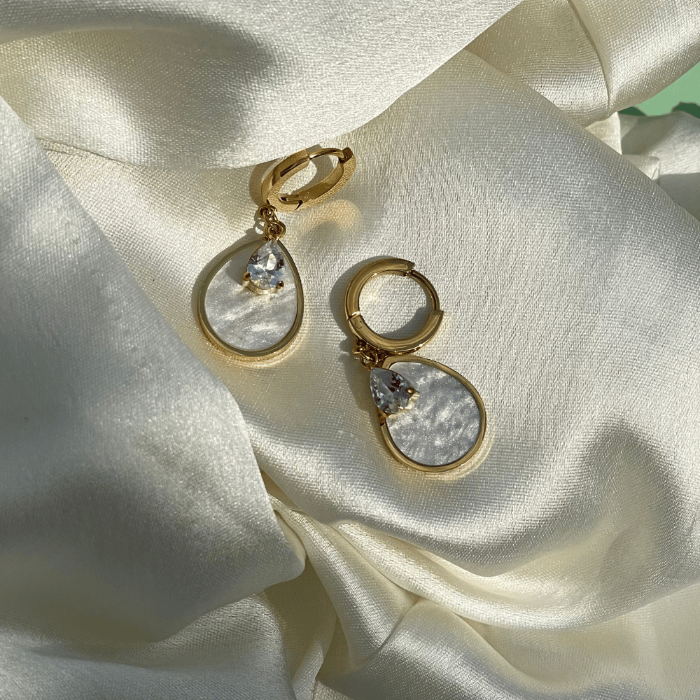 Golden Teardrop Spark Earrings